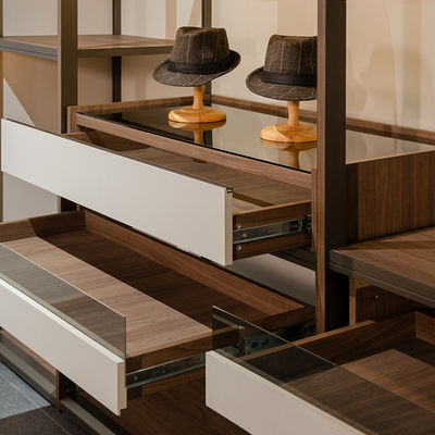 Platsbyggd Walkin Tủ quần áo Tủ quần áo Kiểm soát nước cho phòng ngủ