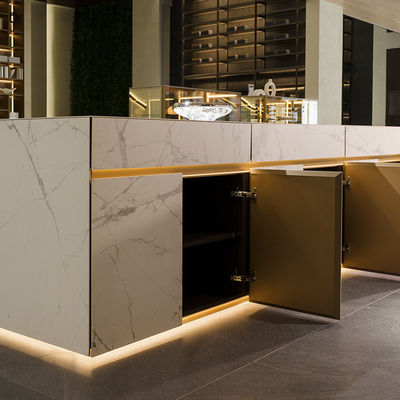 Nhà bếp Aluminium màu trắng Almirah Cabinets Đảo Custom